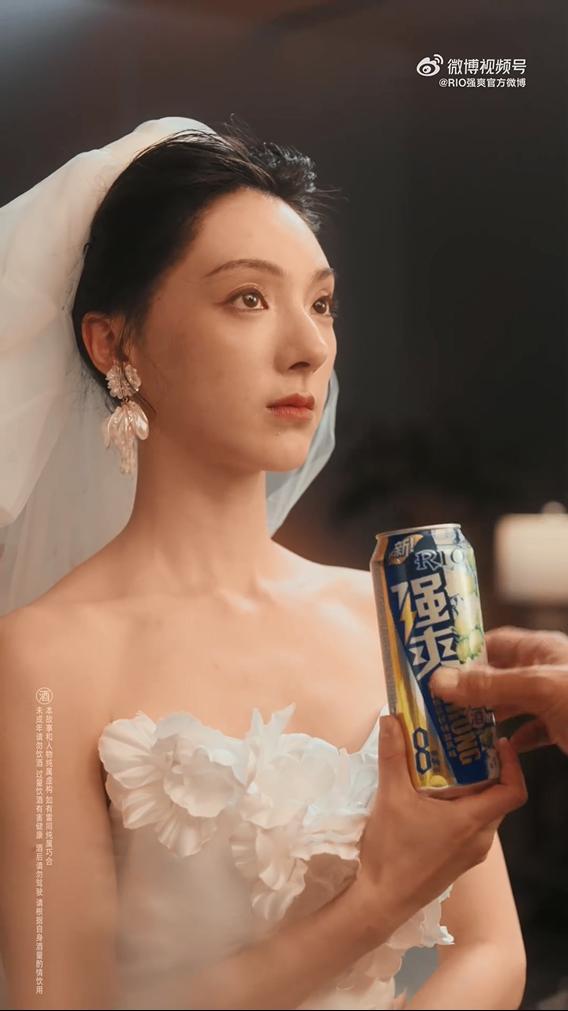ece7fb9c3575a24c633a6e9edcdce45-800.jpg