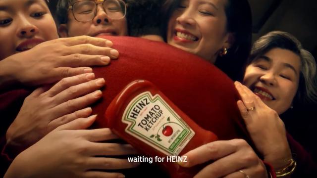 泰国亨氏圣诞广告，看到最后差点笑出声